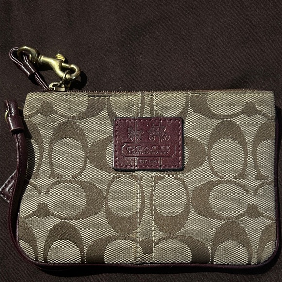 Coach Handbags - Coach Leatherware Wristlet w/ Burgandy Leather Accents & Tattersall Liner